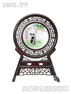 中磊兔樂(lè)無(wú)憂胎毛繡